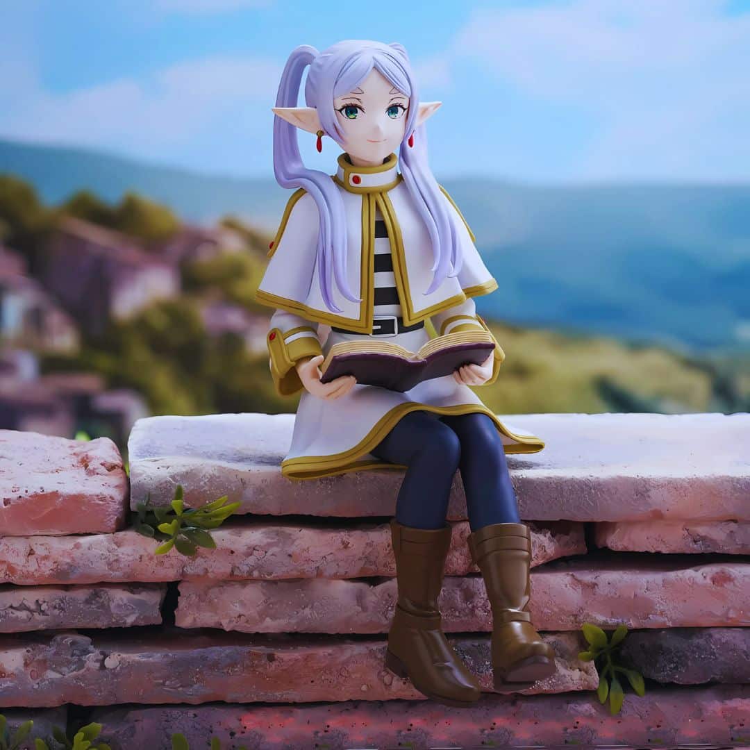 Frieren Sitting Figure